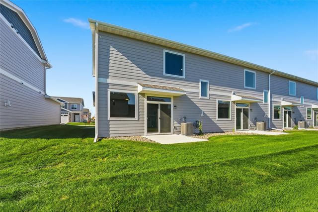 243 NW Waverly Drive, Waukee, IA 50263