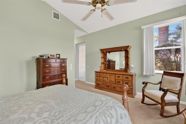 4266 SUMMERTREE ROAD, Venice, FL 34293
