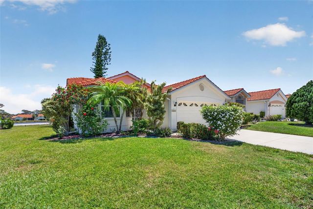 4266 SUMMERTREE ROAD, Venice, FL 34293