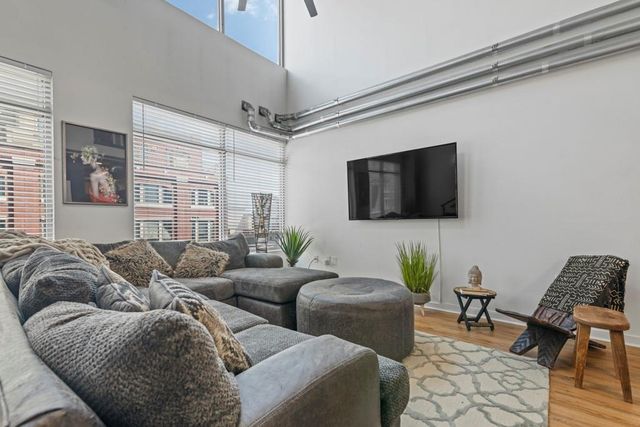 260 18th Street NW 10320, Atlanta, GA 30363