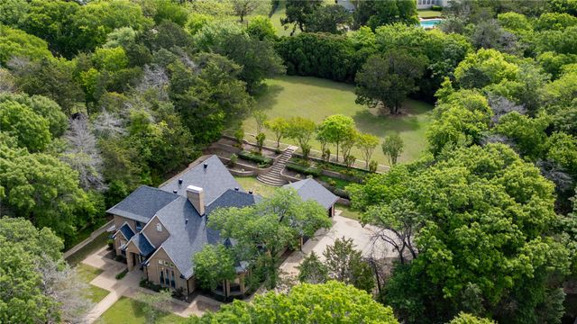 1254 Whispering Oaks Drive, Desoto, TX 75115
