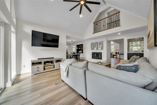 1254 Whispering Oaks Drive, Desoto, TX 75115