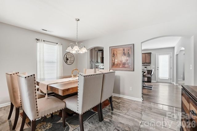 9413 Hanberry Boulevard, Charlotte, NC 28213