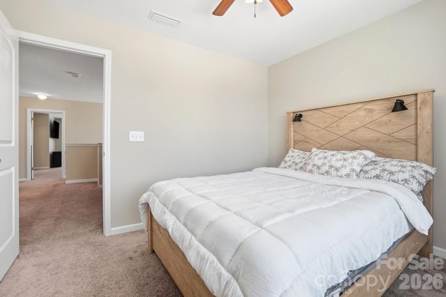 9413 Hanberry Boulevard, Charlotte, NC 28213