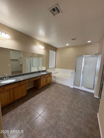 2703 E ZION Way, Chandler, AZ 85249