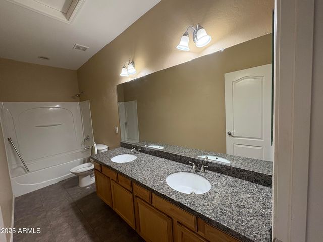 2703 E ZION Way, Chandler, AZ 85249