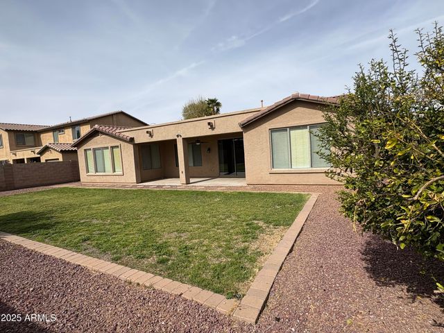 2703 E ZION Way, Chandler, AZ 85249