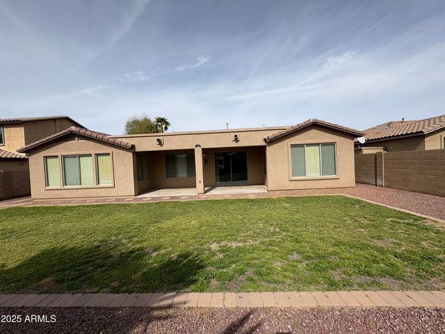 2703 E ZION Way, Chandler, AZ 85249
