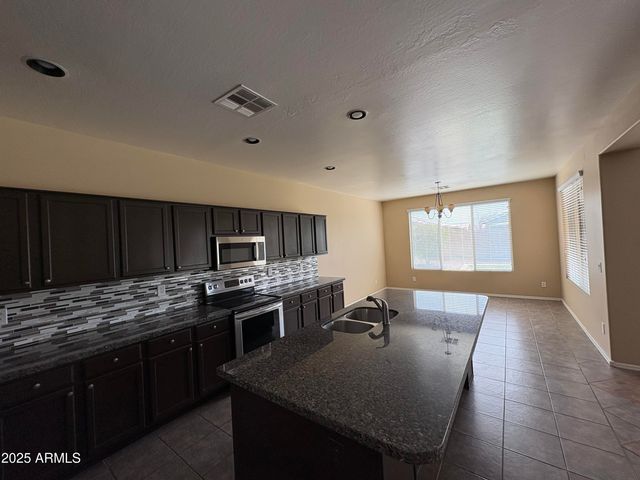2703 E ZION Way, Chandler, AZ 85249