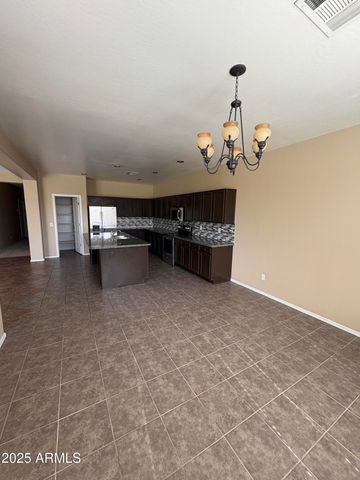 2703 E ZION Way, Chandler, AZ 85249