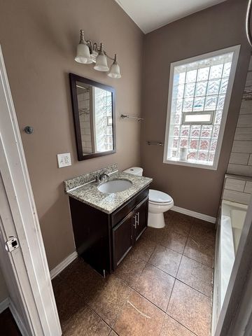 8204 S Peoria Street 2, Chicago, IL 60620