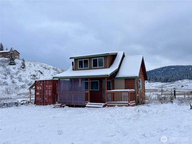 2 Mountain View Drive N, Oroville, WA 98844