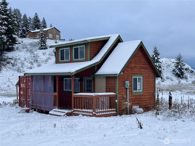 2 Mountain View Drive N, Oroville, WA 98844