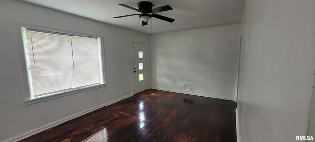 2814 Mannen Street, Mt Vernon, IL 62864