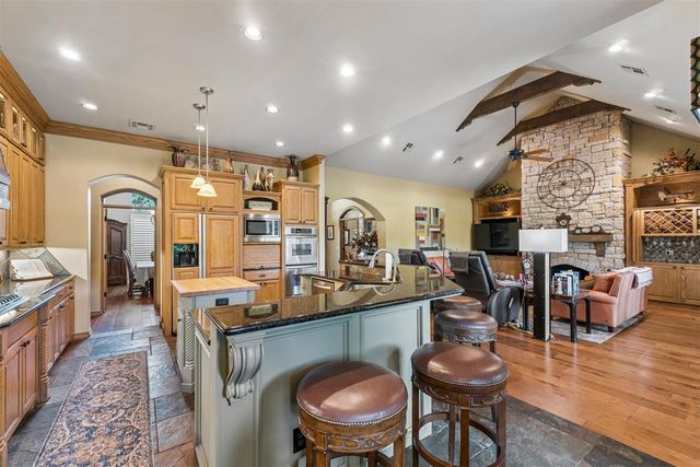 3100 Sawgrass Road, Edmond, OK 73034