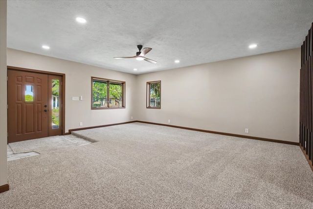 2 Walton Place, Normal, IL 61761
