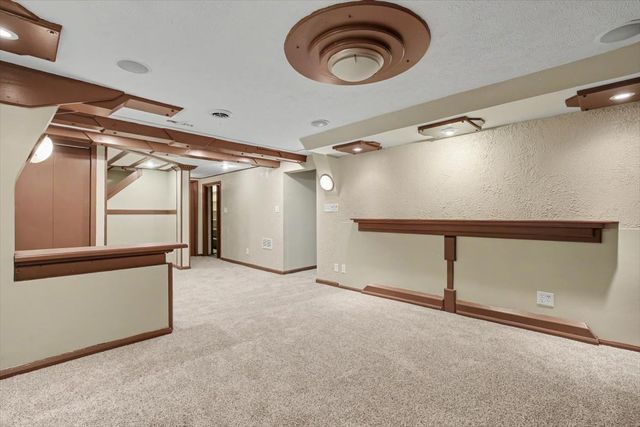 2 Walton Place, Normal, IL 61761