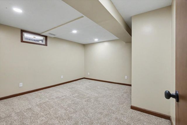 2 Walton Place, Normal, IL 61761