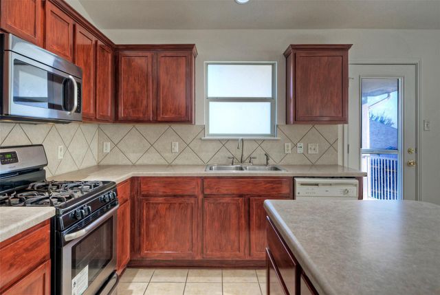 14609 Lipton LN, Pflugerville, TX 78660