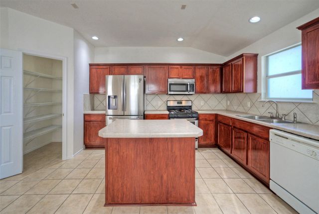 14609 Lipton LN, Pflugerville, TX 78660