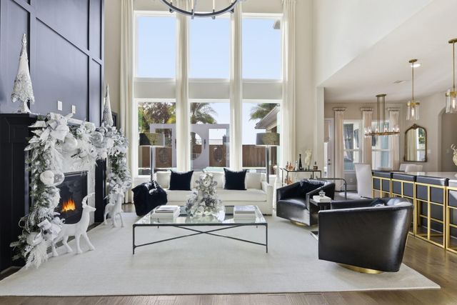 5811 Stratton Woods Drive, Spring, TX 77389