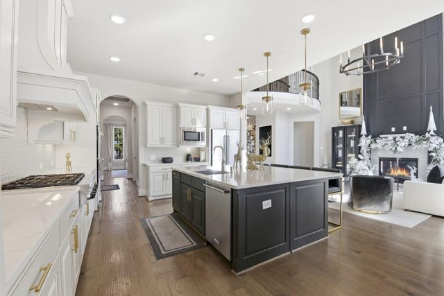 5811 Stratton Woods Drive, Spring, TX 77389