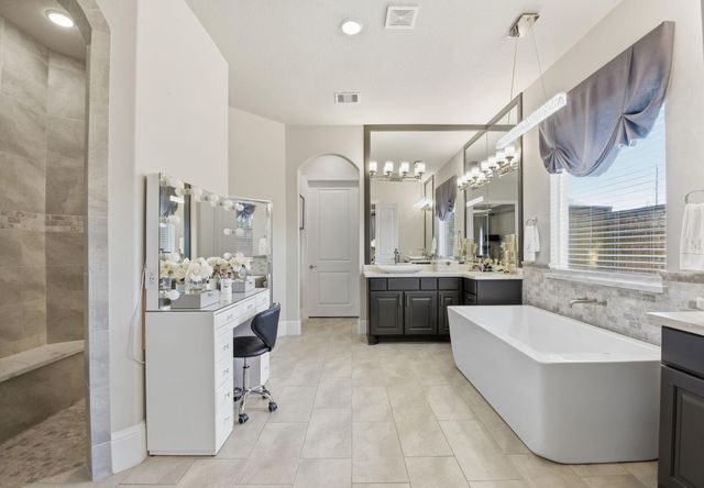 5811 Stratton Woods Drive, Spring, TX 77389