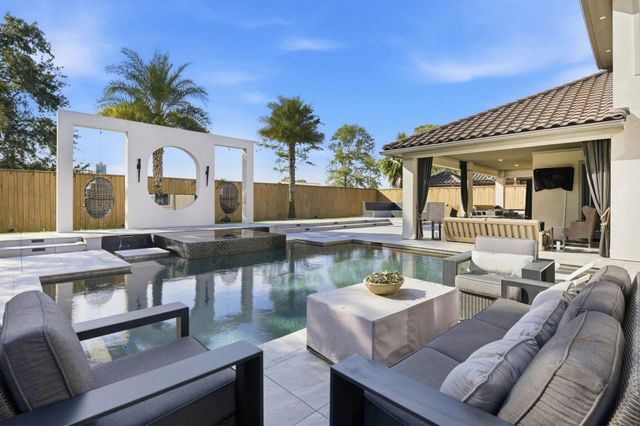 5811 Stratton Woods Drive, Spring, TX 77389