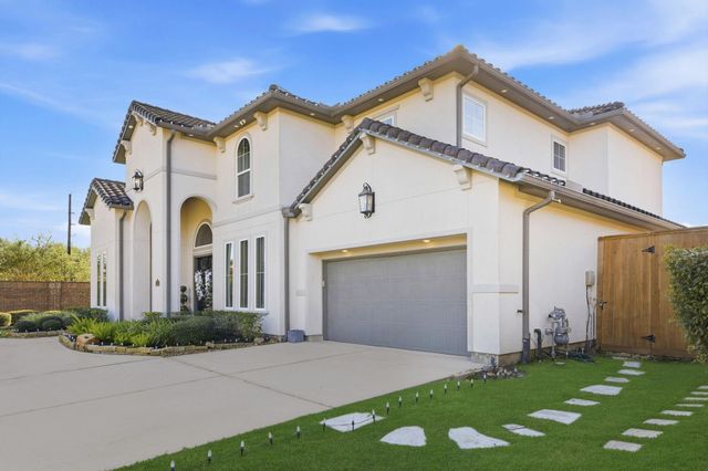 5811 Stratton Woods Drive, Spring, TX 77389