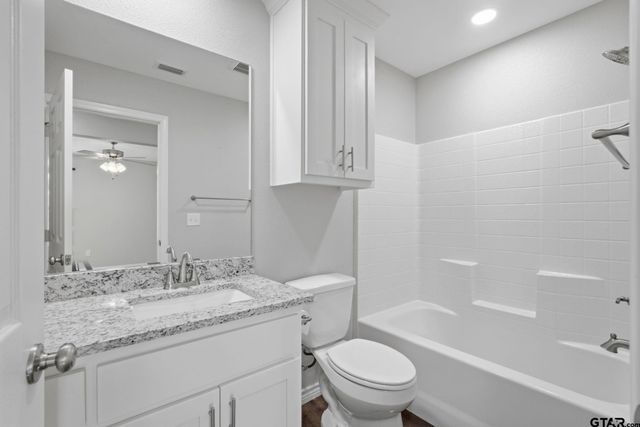 336 Timberline Dr, Bullard, TX 75757