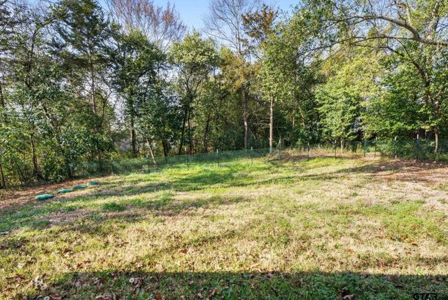 336 Timberline Dr, Bullard, TX 75757