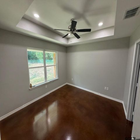 336 Timberline Dr, Bullard, TX 75757