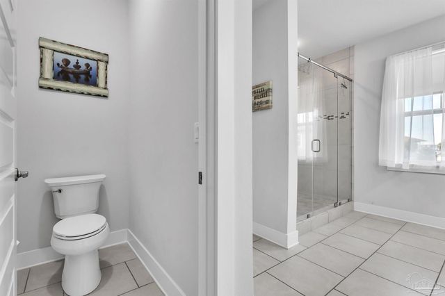 1499 Seaside Cir, Navarre Beach, FL 32566