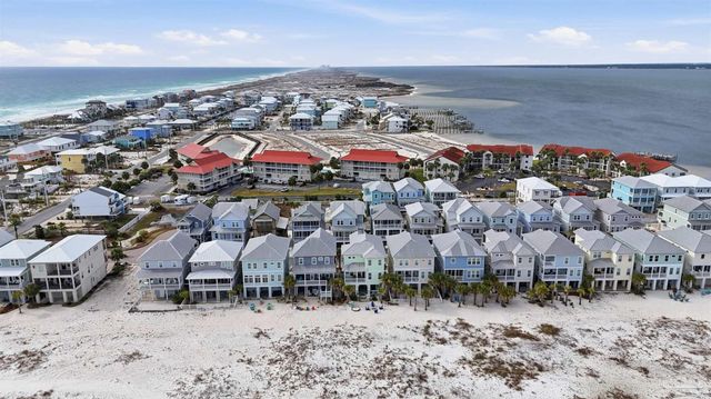 1499 Seaside Cir, Navarre Beach, FL 32566