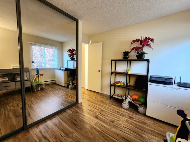 1126 NW Cherry Avenue 136, San Bruno, CA 94066