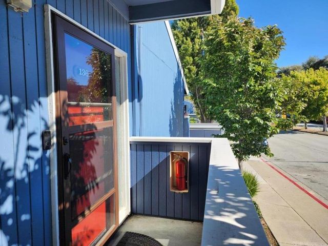 1126 NW Cherry Avenue 136, San Bruno, CA 94066