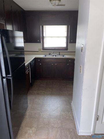 6209 Friar Tuck Drive C, Huntsville, AL 35806