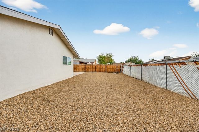 3651 Bear Creek Drive, Las Vegas, NV 89115