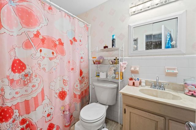 1681 NE 56th Street, Fort Lauderdale, FL 33334