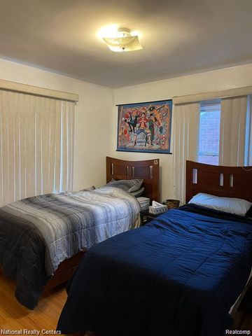 2000 Byrd Street, Dearborn, MI 48124