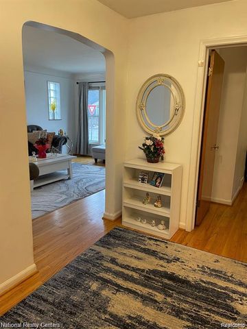 2000 Byrd Street, Dearborn, MI 48124