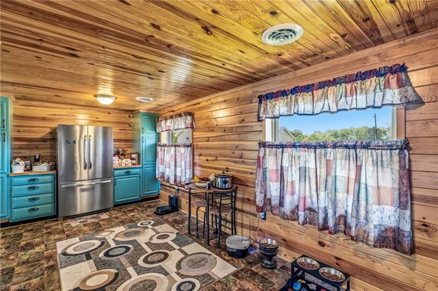 797 Hill Everhart Road, Lexington, NC 27295