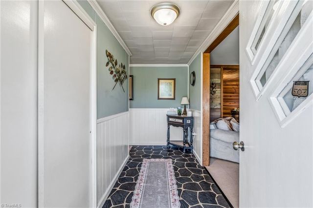797 Hill Everhart Road, Lexington, NC 27295