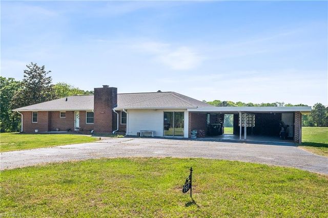797 Hill Everhart Road, Lexington, NC 27295