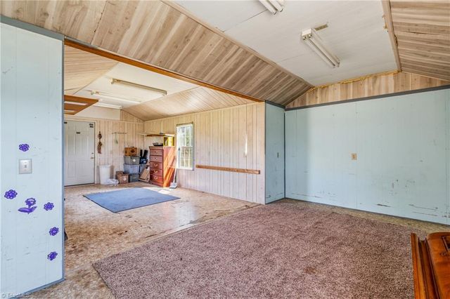 797 Hill Everhart Road, Lexington, NC 27295