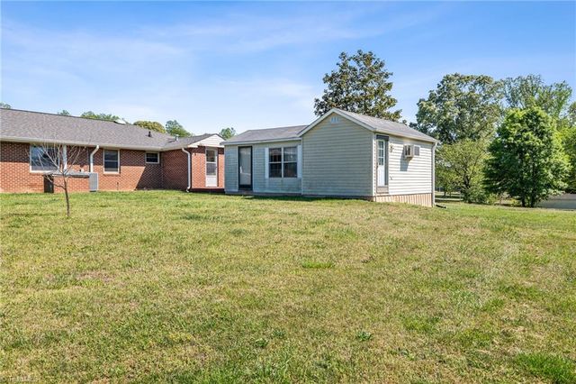 797 Hill Everhart Road, Lexington, NC 27295