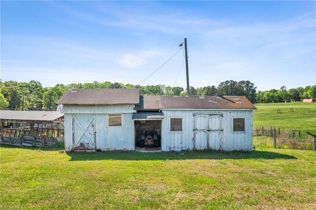 797 Hill Everhart Road, Lexington, NC 27295