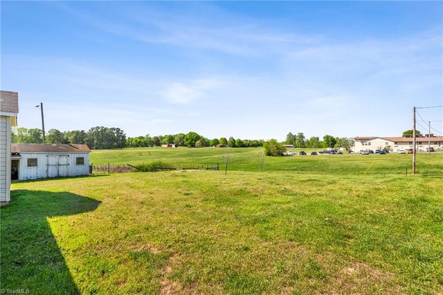 797 Hill Everhart Road, Lexington, NC 27295