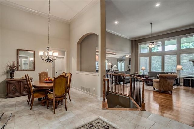 9111 W 157th Terrace, Overland Park, KS 66221