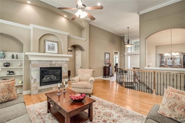 9111 W 157th Terrace, Overland Park, KS 66221